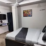 Hotel Embassy
